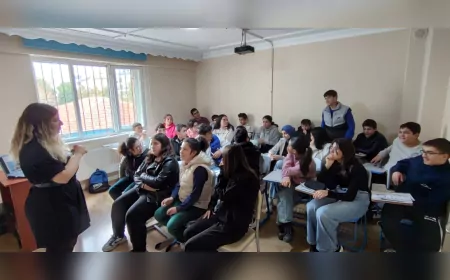 Emek Gençlik Merkezi ve Halk Merkezi’nde “Sınav Kaygısı ve Baş Edebilme Yöntemleri” semineri düzenlendi