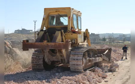 BÜYÜKŞEHİR BELEDİYESİ, SİVEREK KIRSALINDA ULAŞIMI İYİLEŞTİRİYOR