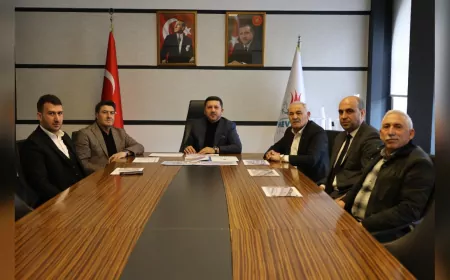 Başkan Arı, Nevşehir İçin Çaba Sarf Ediyoruz