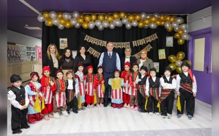 BAŞKAN ÖZLÜ MİNİKLERE KONUK OLDU