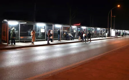 Kocaeli’nde duraklar ışıl ışıl