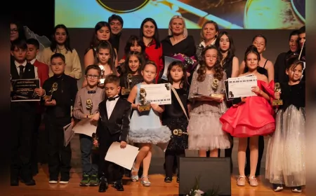 SANAT AKADEMİSİ KURSİYERLERİ BURSA'DA HÜNERLERİNİ SERGİLEDİ