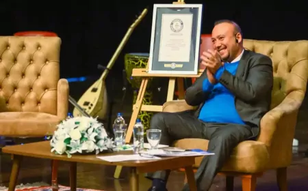 'Uşak'a Hastaneyi Ben Yapayım, Bakanlık İçini Döşesin'