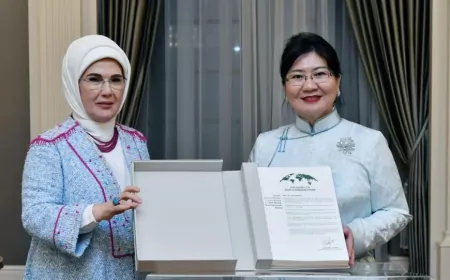Emine Erdoğan'dan 'Küresel Sıfır Atık İyi Niyet Beyanı'nı İmzalayan Luvsandorj'a Teşekkür