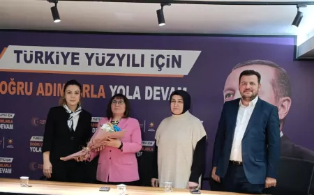 AK Parti Odunpazarı İlçe Kadın Kolları'nda bayrak değişimi