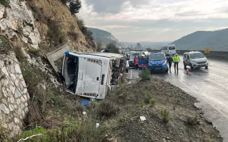 CHP'li Evrim Karakoz: “Selçuk-Ortaklar Yolundaki Kazaların Sorumlusu 12 Yıldır Yolu Tamamlayamayan AKP İktidarıdır”