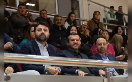 Karabük Milletvekili Cem Şahin ve Belediye Başkanı Özkan Çetinkaya’dan Demir Kartal Spor’a Destek