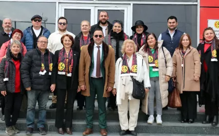 29 Ekim Kadınları Derneği Eskişehir Şubesi'nden Eskişehirspor'a ziyaret
