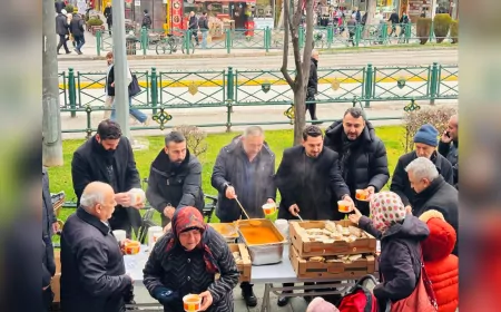 Osmanlı Devleti'nin 726. Kuruluş Yıl Dönümü Tepebaşı'nda Coşku ile Kutlandı