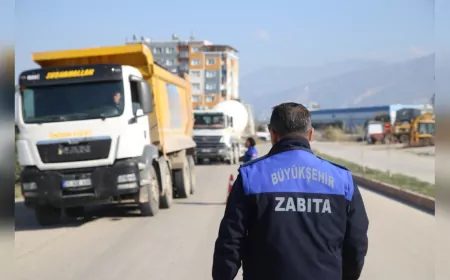 Hatay Büyükşehir Belediyesi, Dronla Toplu Ulaşım ve İş Makinesi Denetimi Gerçekleştiriyor