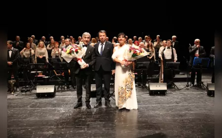 ESMEK Türk Sanat Müziği Korosu, Eskişehirli Sanatseverlere Müzik Ziyafeti Sunarak Unutulmaz Bir Gece Yaşattı