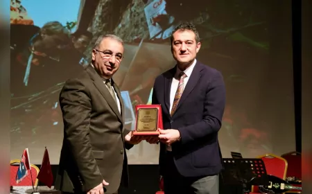 Adalet ve Demokrasi Haftasında Sertaç Eş'in Katıldığı Anlamlı Söyleşi