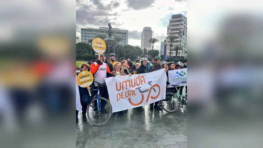 Pedallar daha fazla kabartmalı kitap için çevrildi