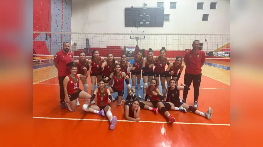 Diyarbakır Büyükşehir Belediyesi Hentbol Takımı, 9’uncu galibiyetini alarak 2. Lig G Grubu’nda namağlup liderliğini sürdürüyor.