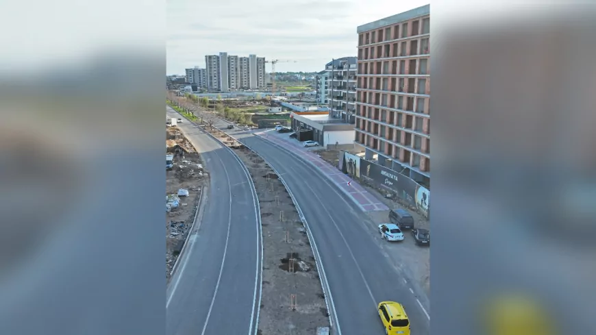 Kardeş Kentler Caddesi trafiğe yeniden açıldı