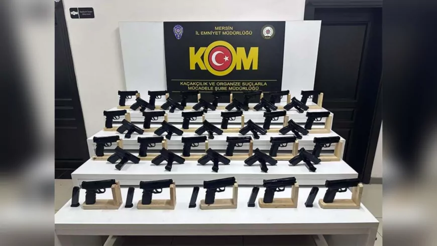 Kaçak Silah Ticareti Yapan 2 Şahıs Yakalandı, 40 Silah Ele Geçirildi