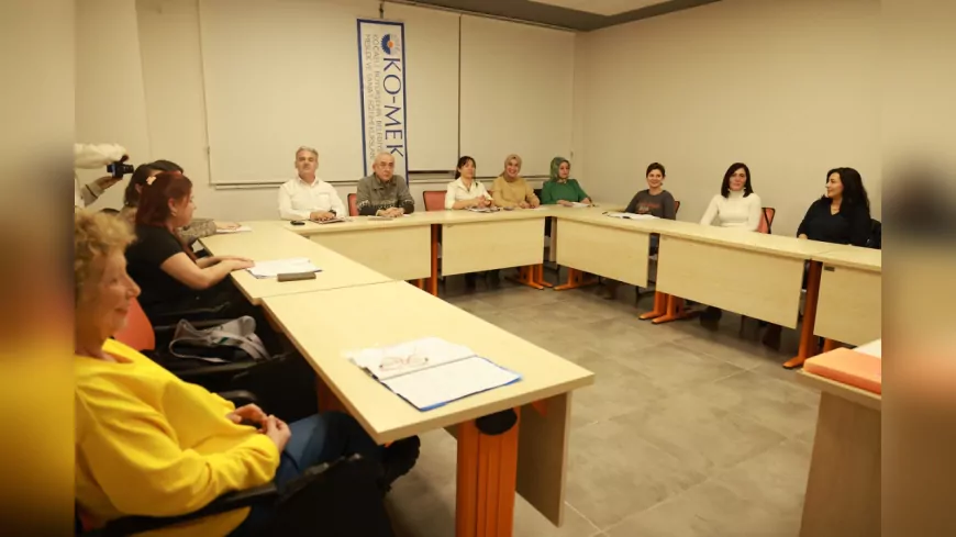 Kocaeli Büyükşehir Belediyesi KO-MEK’te İşaret Dili Eğitimi ve Yeni Yazılım Geliştirme Çalışması
