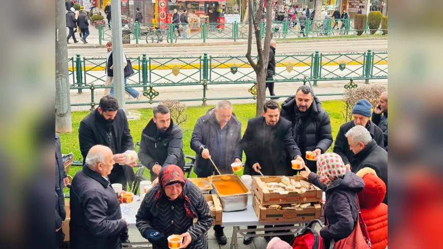 Osmanlı Devleti'nin 726. Kuruluş Yıl Dönümü Tepebaşı'nda Coşku ile Kutlandı