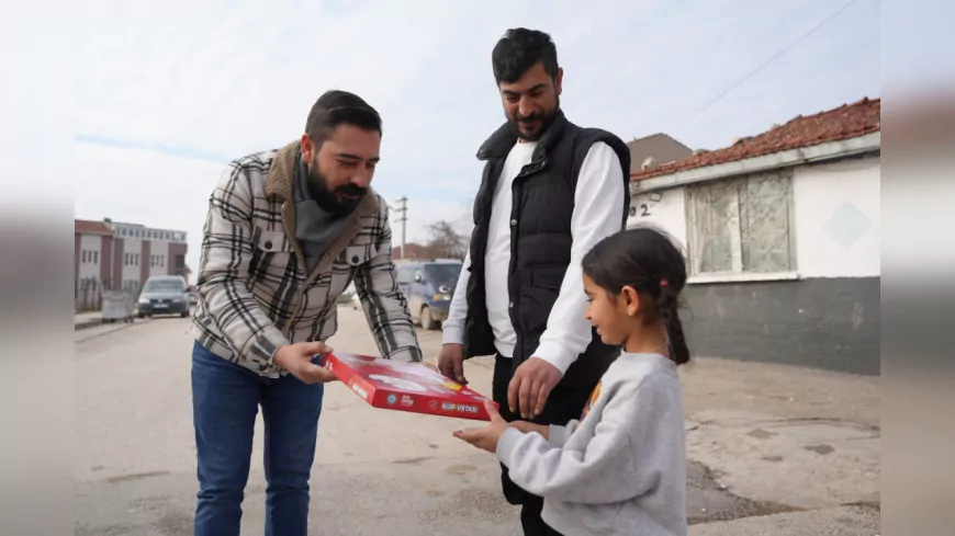 Başkan Ünlüce'den Öğrencilere Karne Hediyesi: Eğlenceli ve Öğretici Oyunlar