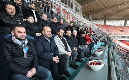 Eskişehir Valisi Hüseyin Aksoy Eskişehirspor Maçlarını Kaçırmıyor