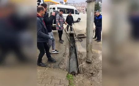 Giresun Belediyesi Yağmur Suyu Kanallarını Temizleyerek Taşkın Riskini Azaltıyor
