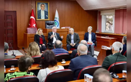 Vişnelik Mahalle Meclisi’nden Başkan Kazım Kurt’a Ziyaret