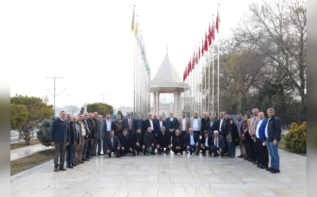 Başkan Altay, Hataylı Muhtarlarla Konya’da Buluştu