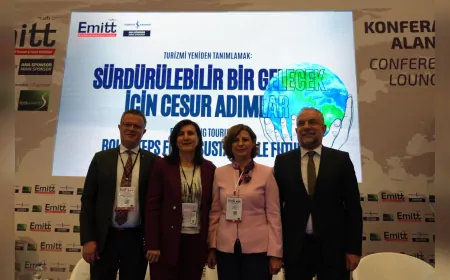 Başkan Ünlüce, Eskişehir’in Turizm Potansiyelini EMITT Fuarı’nda Anlattı