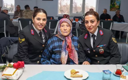 Eskişehir’de jandarmadan huzurevi ziyareti