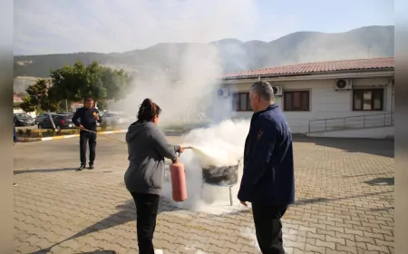 HBB İtfaiyesinden Sevgievlerinde Yangın Tatbikatı