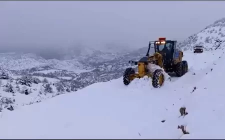 Kardan dolayı kapanan 129 kilometrelik yol ulaşıma açıldı