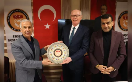 Başkan Kazım Kurt: "Eskişehir’in Birliği ve Dayanışması Güçlüdür"