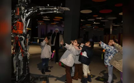 Minik Öğrenciler Düzce Bilim Merkezi'ni Ziyaret Etti, Uzay ve Bilim Dünyasını Keşfettiler