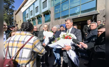 DİSK'ten Başkan Tugay’a Destek Ziyareti: "Aynı Yoldayız" Mesajı