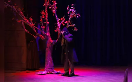 Mehmet Akif Ersoy’un Oğlu Emin’in Duygusal Hikayesi Tiyatroda Sahnelendi