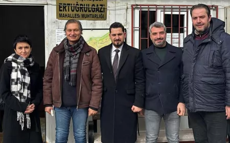 AK Parti Tepebaşı İlçe Başkanı  Esnaf Ve Vatandaşlarla Buluştu