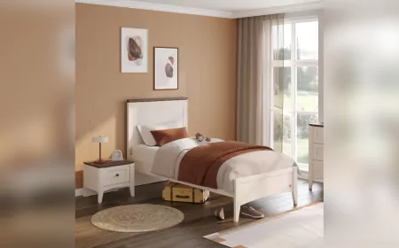 Çilek’ten Gençlere Özel Lapel Koleksiyonu: Zamansız Tasarımlar