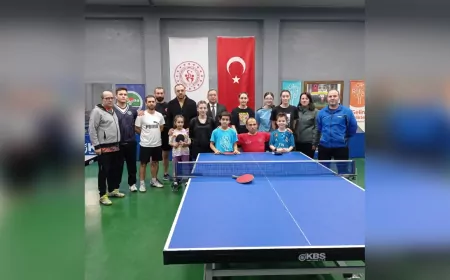 Enes Zengin, Masa Tenisi Takımına Moral Verdi: “Başarılarla Döneceğinize İnanıyoruz”