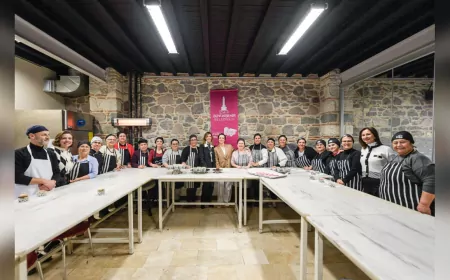 Fransız Şeften İşitme Engellilere Pastacılık Kursu: İzmir’de Engelsiz Tatlar