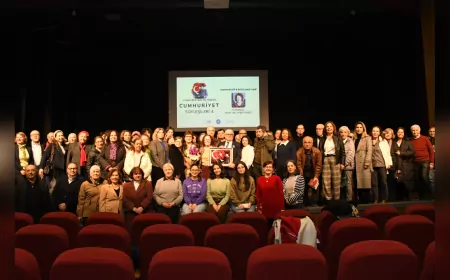 Balıkesir’de Cumhuriyet Söyleşilerine Büyük İlgi