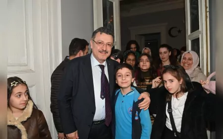 Başkan Genç: “Sanatla Büyüyen Nesiller Yetiştiriyoruz”