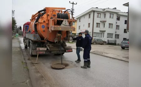 Düzce Belediyesi Yağış Öncesi Mazgal Temizliği Çalışmalarını Hızlandırdı