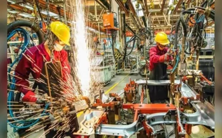 Trump'ın Gümrük Vergileri Çin Ekonomisini Zorluyor