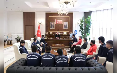 Azerbaycanlı Güreşçilerden Başkan Aşgın’a Ziyaret