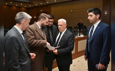 Başkan Bozbey: “Öğrencilere Süt Dağıtmamıza İzin Verilmedi”