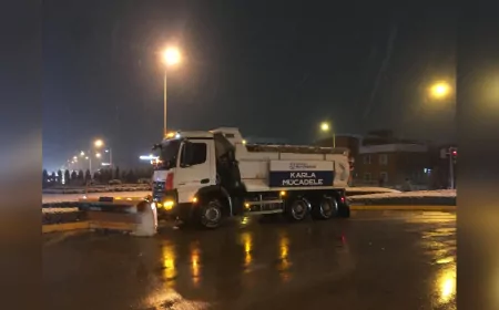 Kocaeli Büyükşehir’in Kar Mesaisi Sürüyor: Yollar Açık, Ulaşımda Aksama Yok
