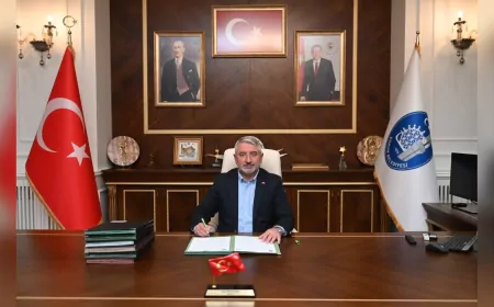 Başkan Aşgın’dan 28 Şubat Mesajı: "Darbeyi ve Vesayeti Unutmayacağız"