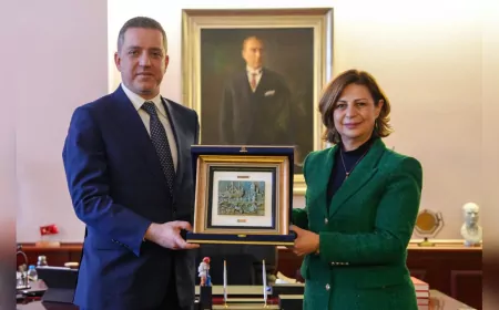 “Meslektaşımızı Başkan Olarak Görmek Büyük Mutluluk”