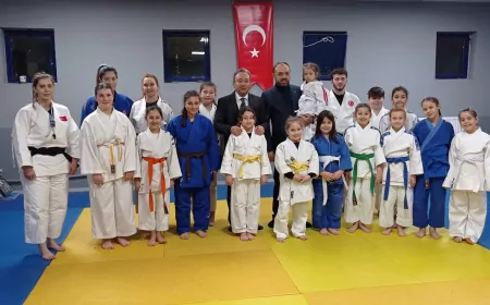 Enes Zengin’den Judo Takımına Ziyaret: “Her Zaman Yanınızdayız”
