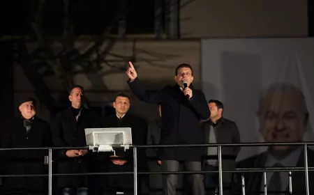 Ekrem İmamoğlu: “Alaattin Köseler Başkanımızın Yanındayız”